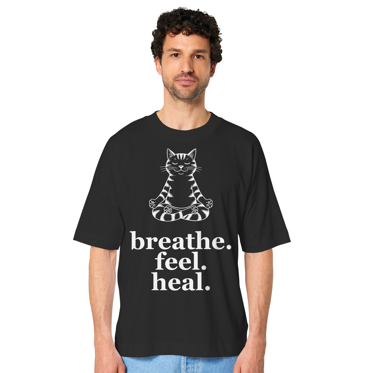 breathe, feel, heal - Katze Meditiert - Organic Oversize Shirt